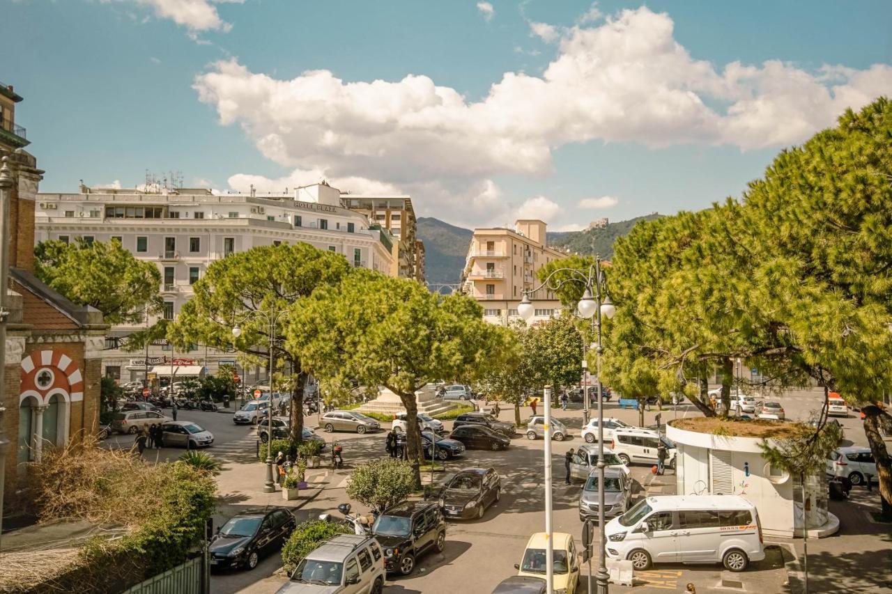 Hotel Bruman Salerno Eksteriør bilde