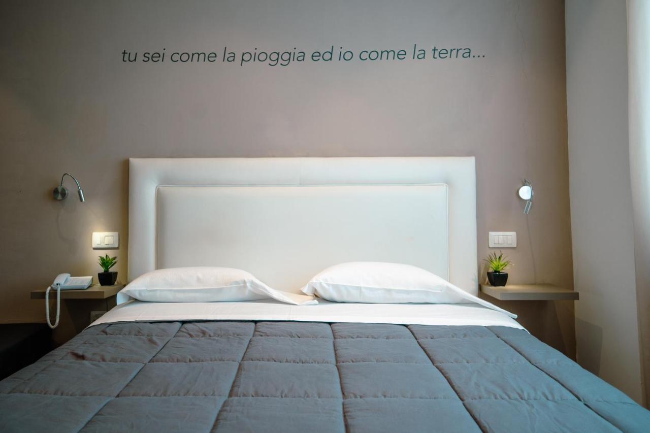 Hotel Bruman Salerno Eksteriør bilde