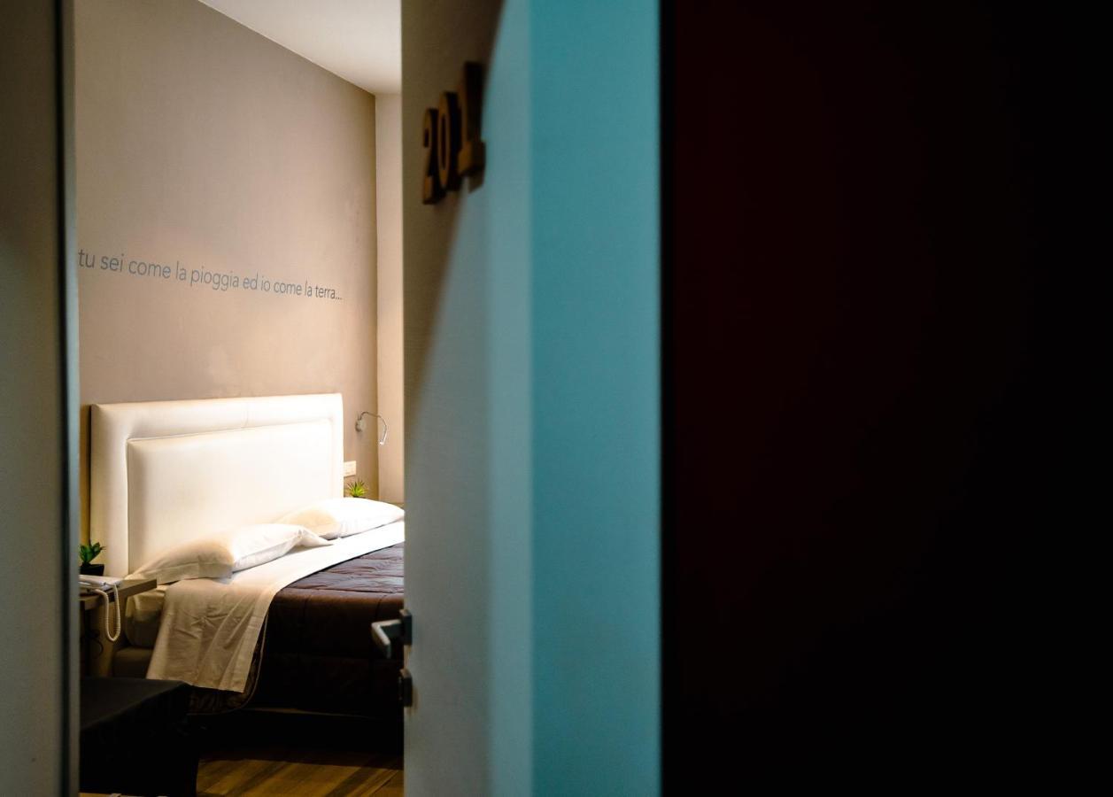 Hotel Bruman Salerno Eksteriør bilde